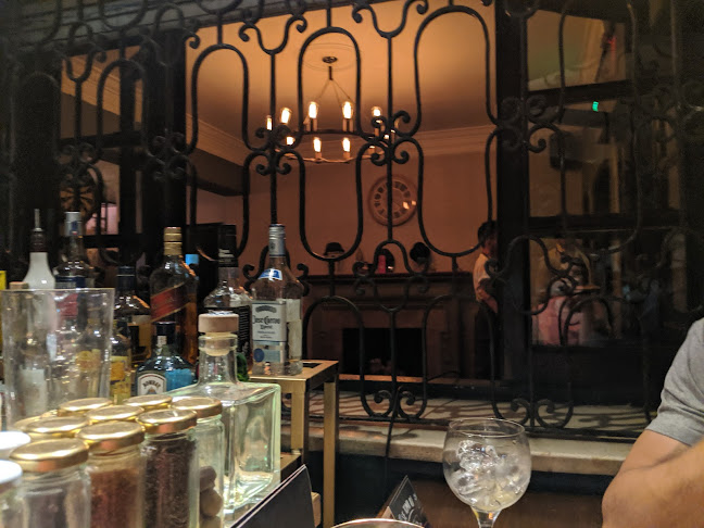 Comentarii opinii despre William Morris Bar