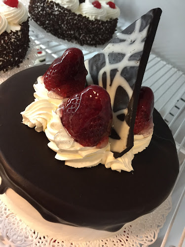 Panadería San Francisco las 24 Horas