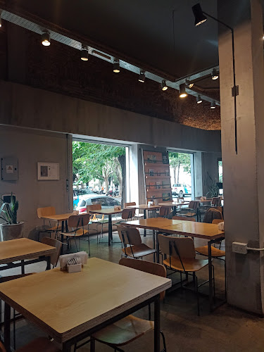 Llama Coffee Roasters - La Plata