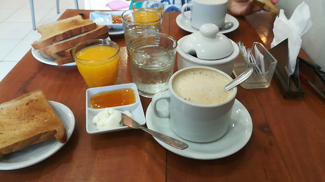 MOMO Cafetería - Sandwichería