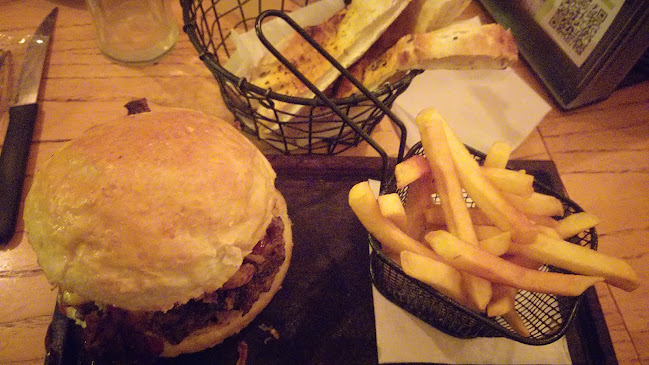 San Luis 2902, B7600 Mar del Plata, Provincia de Buenos Aires