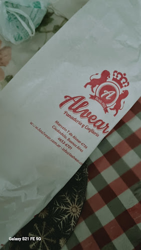 Opinii despre Panadería y Confitería Alvear în Ciudadela - Gastronomía y hostelería