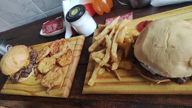 Los Artesanos 131, X5152 Villa Carlos Paz, Córdoba