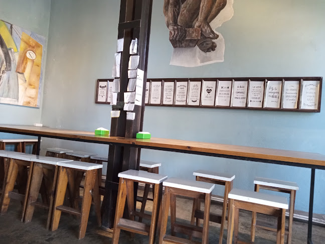 Orly Heladería and Cafetería - Gastronomía y hostelería