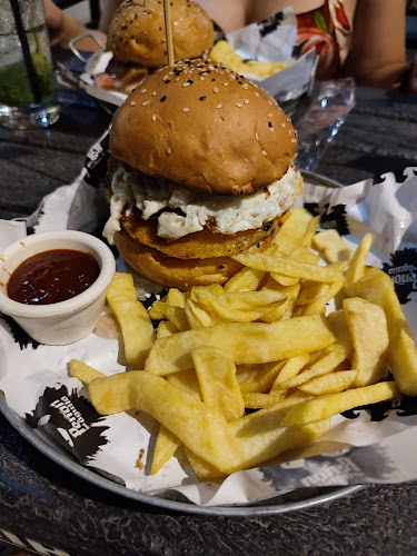 Opinii despre Peñón del Águila Santa Fe în Santa Fe de la Vera Cruz - Gastronomía y hostelería