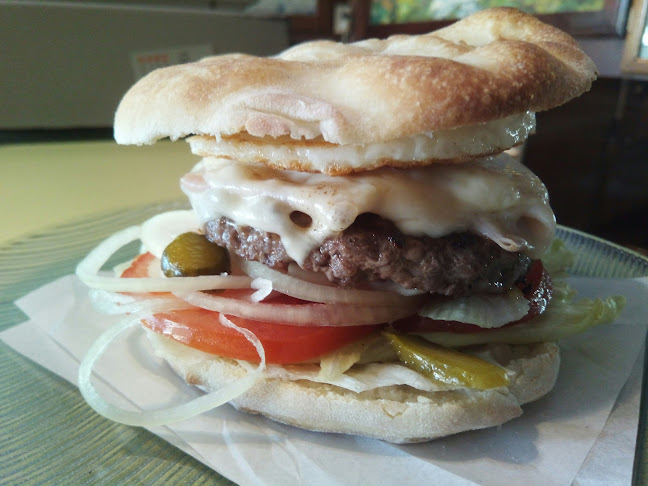 Av. 12 de Octubre 1126, B1669 Del Viso, Provincia de Buenos Aires