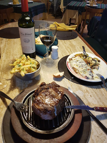 Pavarotti Restaurante Bodega - Gastronomía y hostelería