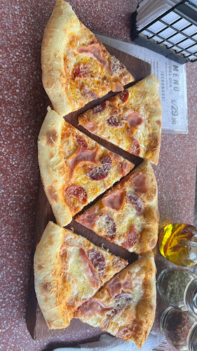 Opinii despre Intro Café Bar în miraflores - Gastronomía y hostelería