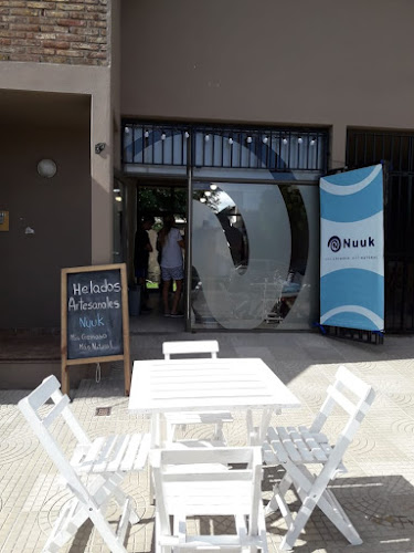 Opinii despre Nuuk Helados în Chacabuco - Gastronomía y hostelería