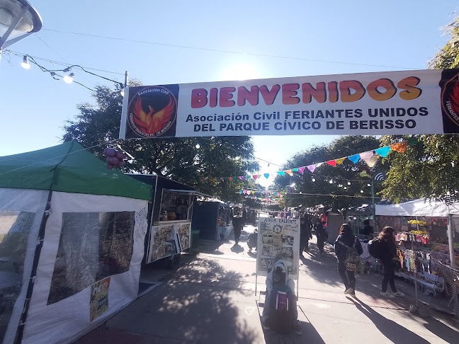 Opinii despre Fiesta del vino de la costa de Berisso în Berisso - Gastronomía y hostelería