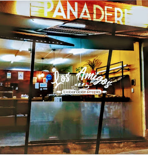 Panadería Los Amigos - Gastronomía y hostelería