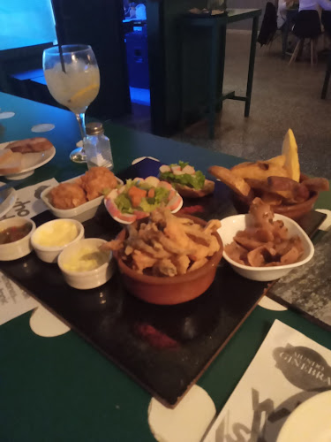Opinii despre Mundo Ginebra în Azul - Gastronomía y hostelería