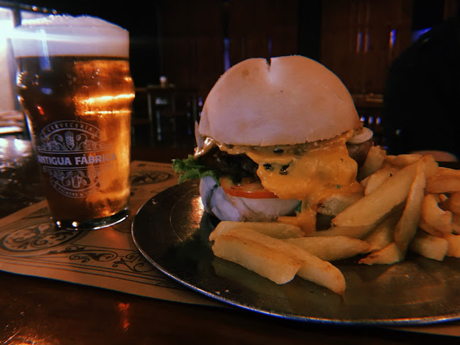 ANTIGUA FABRICA BAR - Gastronomía y hostelería