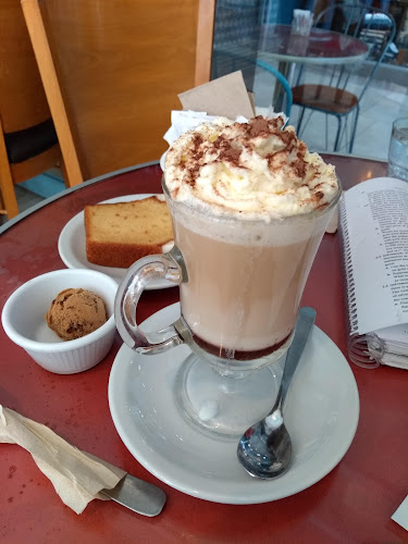 Opinii despre Freddo Tucumán Solar del Cerro în Yerba Buena - Gastronomía y hostelería