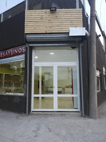 Opinii despre La Magnolia în Bahía Blanca - Gastronomía y hostelería