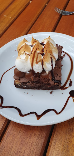 Miguel de Azcuénaga 1200, B1638 Vicente López, Provincia de Buenos Aires