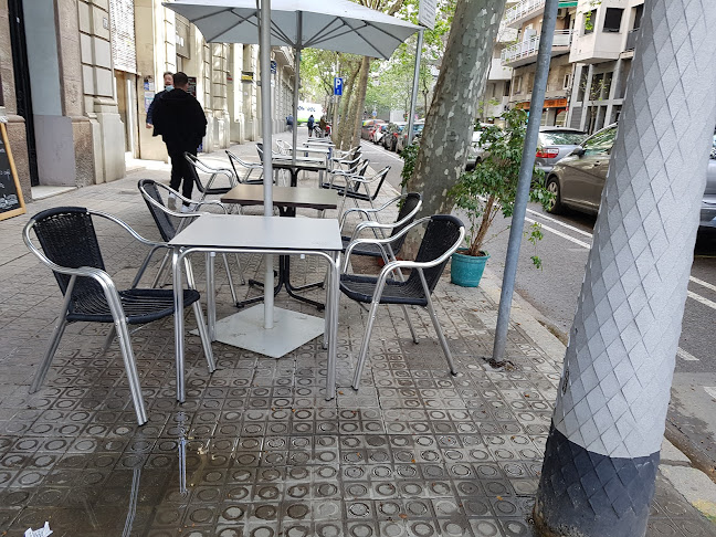 Piccolo Bar Restaurant