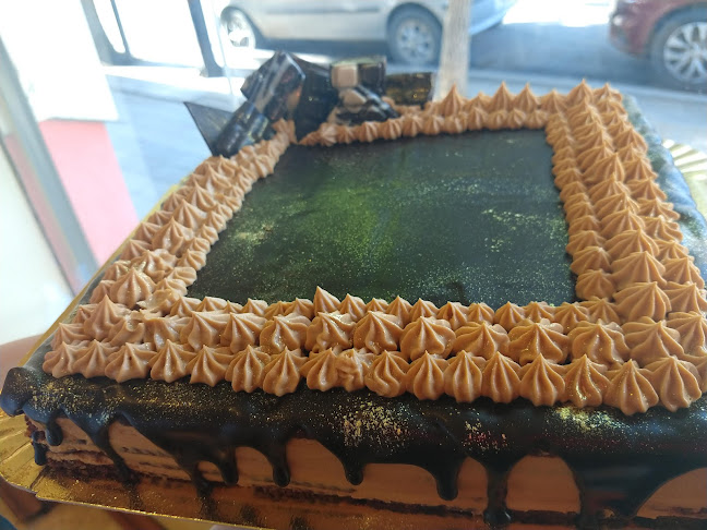 Opinii despre Panaderia y Confiteria Curri în Neuquén - Gastronomía y hostelería