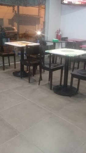 Frutillita helados/ cafe/ panaderia - Gastronomía y hostelería