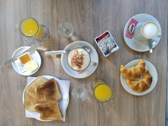 Opinii despre Veneto Heladeria y Cafeteria în Santa Fe de la Vera Cruz - Gastronomía y hostelería