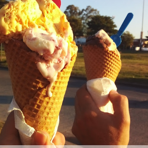 Heladeria Cafetería NB