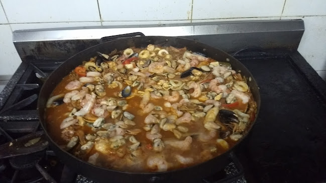 Punto Y Banca - Pastas Parrilla Pizzas - Gastronomía y hostelería