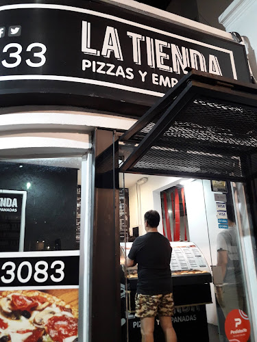 Opinii despre La Tienda de Pizzas y Empanadas în La Plata - Gastronomía y hostelería