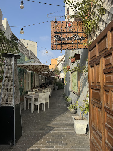 Av. Comandante Espinar 866, Miraflores 15074, Perú