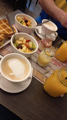 R y B coffee - Gastronomía y hostelería