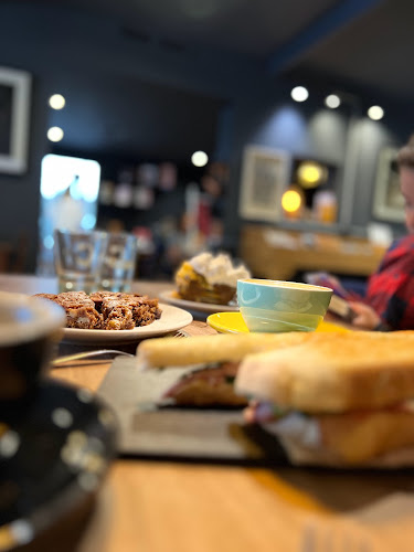 Av. Julio Argentino Roca 681, U9120 Puerto Madryn, Chubut