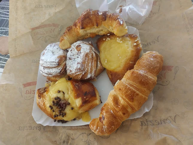 Comentarii opinii despre Panaderia Venezia