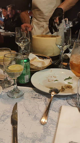 J. de Dellepiane 1050, B2804 Campana, Provincia de Buenos Aires