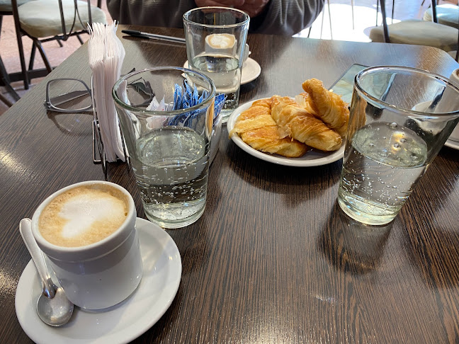 Opinii despre SIROCCO CAFE BAR în J5400ENN - Gastronomía y hostelería