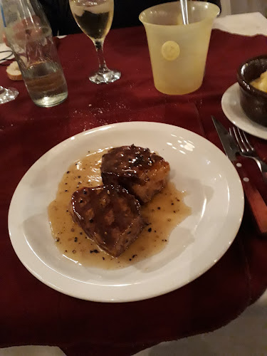 Burgos 818, B7300 Azul, Provincia de Buenos Aires