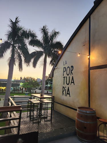 La Portuaria Bar