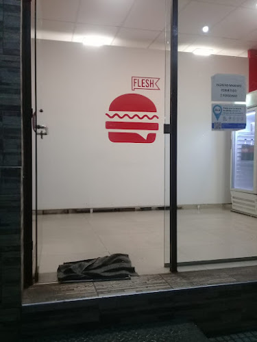 Comentarii opinii despre Flesh Hamburguesería