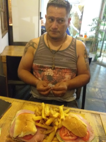 Opinii despre BURGUERTIN în Monte Grande - Gastronomía y hostelería