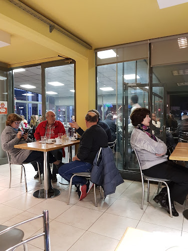 Opinii despre "BAR EN REFUGIO " ( YPF CRUCE DE RUTAS 8 Y 188) în Pergamino - Gastronomía y hostelería