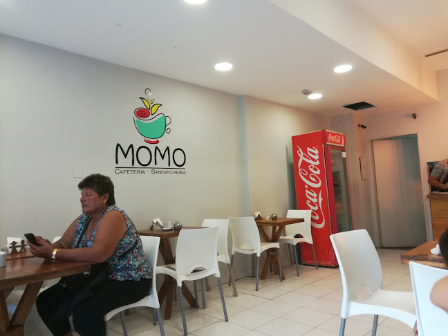 MOMO Cafetería - Sandwichería