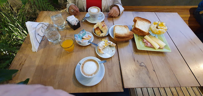 Medialunas Calentitas