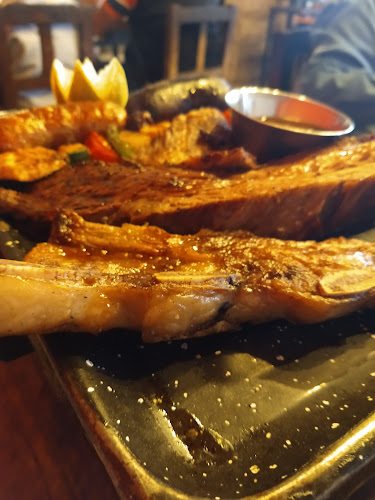 Av. Hipólito Yrigoyen N° 24, A4400 Salta