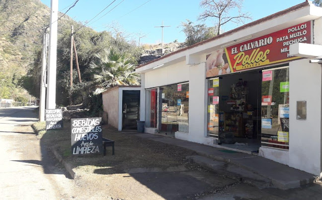 El Calvario Drugstore - Bar