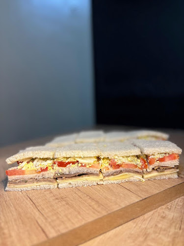 Opinii despre Pizzería Manuelos în Santa Fe de la Vera Cruz - Gastronomía y hostelería