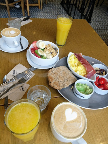 Café Martinez Pueblo Caamaño - La Lonja