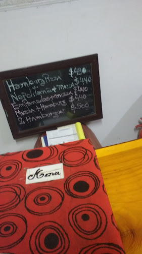 Opinii despre Pizzas Empanadas Zeus Pizzeria Hamburguesas în Neuquén - Gastronomía y hostelería