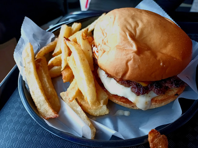 PAN-Z HAMBURGUESERIA SMASH - Gastronomía y hostelería