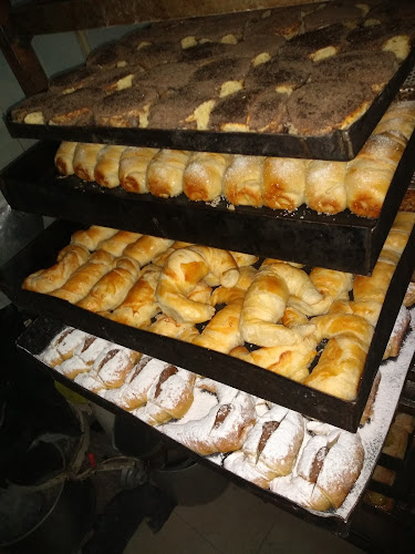 Panadería Y Confitería "Pueyrredón" - Gastronomía y hostelería