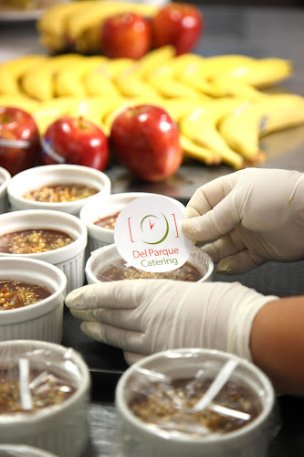 Comentarii opinii despre Del Parque Catering