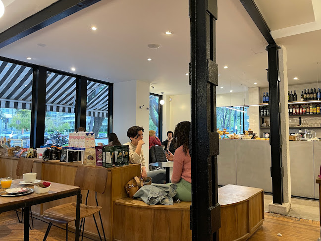 Pres. Hipólito Yrigoyen 499, B1638AIC Vicente López, Provincia de Buenos Aires