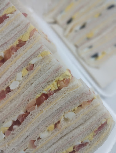 Comentarii opinii despre Mary Krumel Sandwicheria